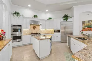 2967 Grey Oaks Blvd, Tarpon Springs, FL 34688 - Photo 13