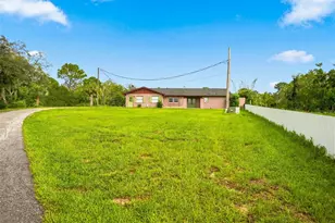 9550 Purdy St, Spring Hill, FL 34608 - Photo 3
