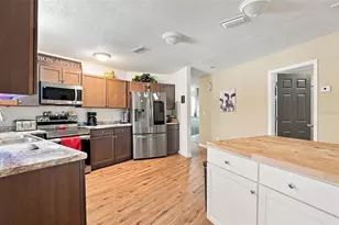 9550 Purdy St, Spring Hill, FL 34608 - Photo 11