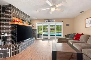 9550 Purdy St, Spring Hill, FL 34608 - Photo 5