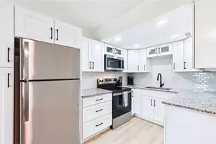 3789 46th Ave S, Saint Petersburg, FL 33711 - Photo 5
