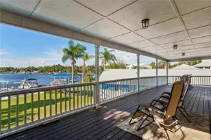 5531 Manatee Point Dr, New Port Richey, FL 34652 - Photo 23
