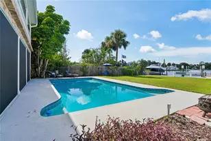 5531 Manatee Point Dr, New Port Richey, FL 34652 - Photo 55