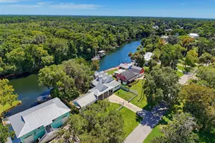 5415 Riverside Dr, Yankeetown, FL 34498 - Photo 5