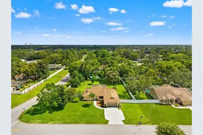 11201 Rainbow Woods Loop, Spring Hill, FL 34609 - Photo 75