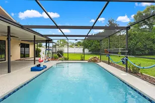 11201 Rainbow Woods Loop, Spring Hill, FL 34609 - Photo 17