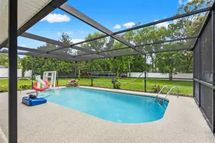 11201 Rainbow Woods Loop, Spring Hill, FL 34609 - Photo 17