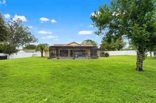 11201 Rainbow Woods Loop, Spring Hill, FL 34609 - Photo 21
