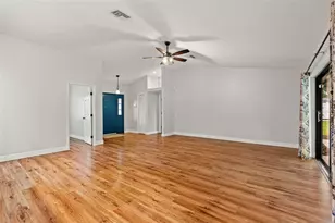 11201 Rainbow Woods Loop, Spring Hill, FL 34609 - Photo 29