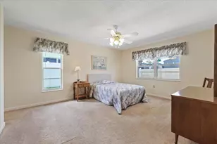 7329 Fairwood Ave, New Port Richey, FL 34653 - Photo 17