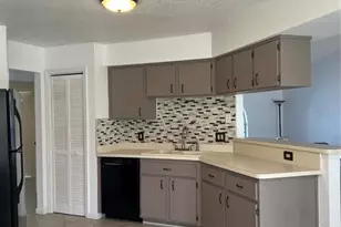 5307 El Cerro Dr, New Port Richey, FL 34655 - Photo 3