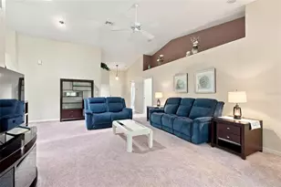 11090 Cherrywood Ct, Spring Hill, FL 34609 - Photo 11