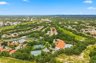 11090 Cherrywood Ct, Spring Hill, FL 34609 - Photo 37