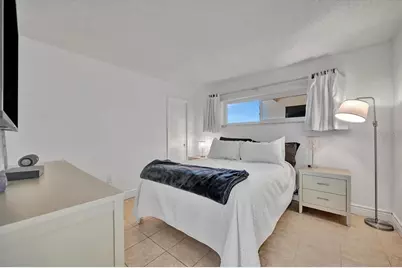 1270 Gulf Boulevard #701, Clearwater Beach, FL 33767 - Photo 13