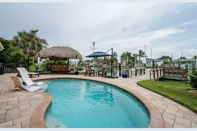541 Crystal Drive, Madeira Beach, FL 33708 - Photo 25