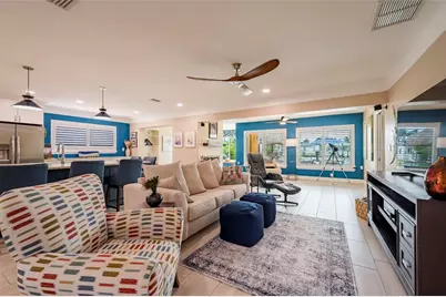541 Crystal Drive, Madeira Beach, FL 33708 - Photo 5