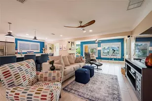 541 Crystal Dr, Madeira Beach, FL 33708 - Photo 5