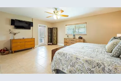 541 Crystal Drive, Madeira Beach, FL 33708 - Photo 21