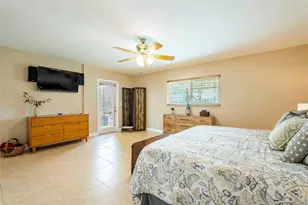 541 Crystal Dr, Madeira Beach, FL 33708 - Photo 21