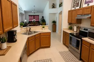 733 Saddle Ridge Dr, Davenport, FL 33896 - Photo 5