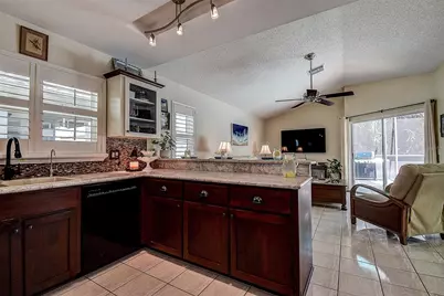 1105 Clippers Way, Tarpon Springs, FL 34689 - Photo 19