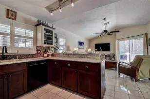 1105 Clippers Way, Tarpon Springs, FL 34689 - Photo 19
