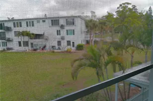 2011 Australia Way W, Clearwater, FL 33763 - Photo 15