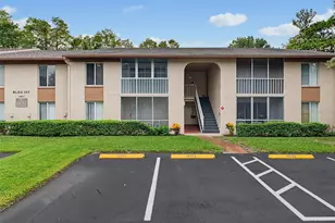12211 Fox Chase Dr, Hudson, FL 34669 - Photo 5