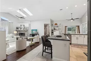 954 Cobblestone Ln, Tarpon Springs, FL 34688 - Photo 15