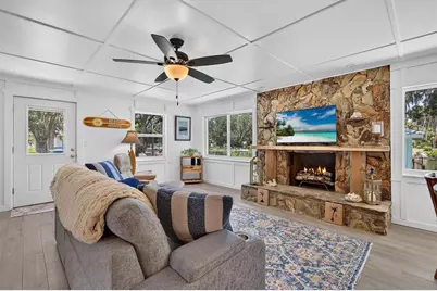 6086 Island Drive, Weeki Wachee, FL 34607 - Photo 31
