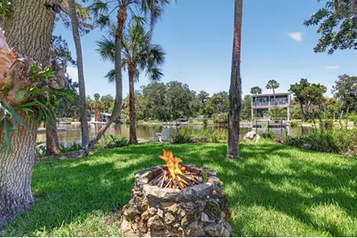 6086 Island Drive, Weeki Wachee, FL 34607 - Photo 7