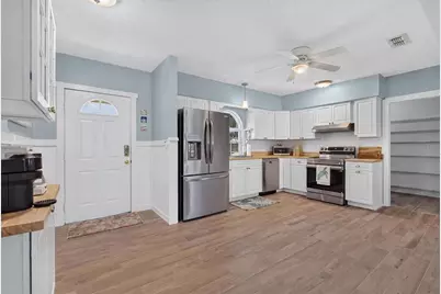 6086 Island Drive, Weeki Wachee, FL 34607 - Photo 17