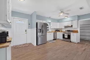 6086 Island Dr, Weeki Wachee, FL 34607 - Photo 17