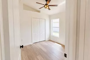 31251 Baclan Dr, Wesley Chapel, FL 33545 - Photo 21