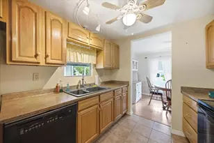 7505 Fairlane Ave, Brooksville, FL 34613 - Photo 11