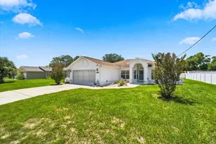10432 Gatling St, Spring Hill, FL 34608 - Photo 3