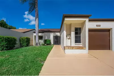 4519 Somerset Place, New Port Richey, FL 34652 - Photo 5