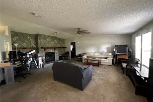 8535 23rd St, Zephyrhills, FL 33540 - Photo 9