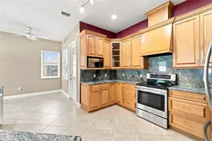 11302 Osceola Dr, New Port Richey, FL 34654 - Photo 7