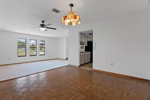 9009 Heather Blvd, Weeki Wachee, FL 34613 - Photo 17