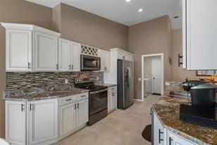 1424 Pinewood Hills Ct, Spring Hill, FL 34606 - Photo 17