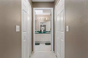 1424 Pinewood Hills Ct, Spring Hill, FL 34606 - Photo 23