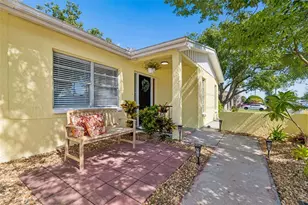 9631 Marlinton Ln, Port Richey, FL 34668 - Photo 3