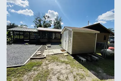 39048 Blue Jay Avenue, Zephyrhills, FL 33542 - Photo 7