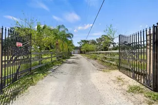 9850 Arrow Dr, New Port Richey, FL 34654 - Photo 69