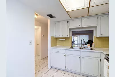 4228 Redcliff Place #0, New Port Richey, FL 34652 - Photo 9