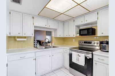 4228 Redcliff Place #0, New Port Richey, FL 34652 - Photo 7