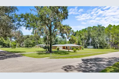 1108 SW 2nd Avenue, Chiefland, FL 32626 - Photo 3