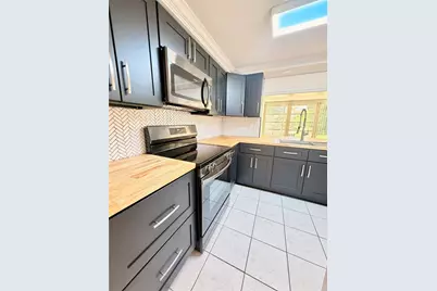 8207 Mill Creek Lane, Hudson, FL 34667 - Photo 5