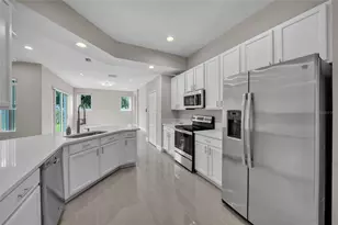 23004 Bay Cedar Dr, Land O Lakes, FL 34639 - Photo 21